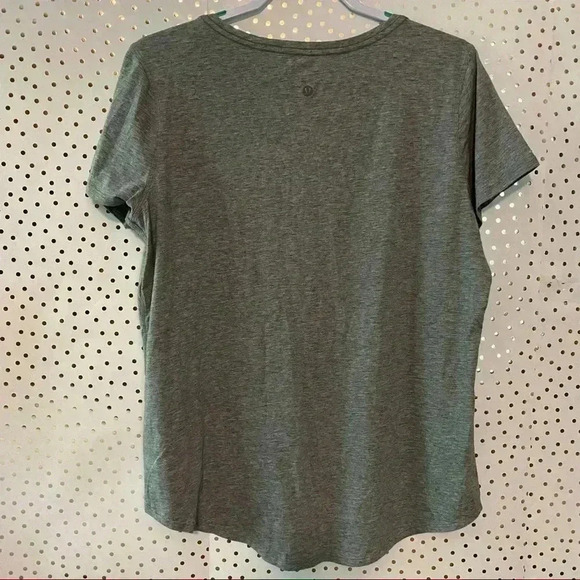 Lululemon Grey Top - Picture 7 of 7